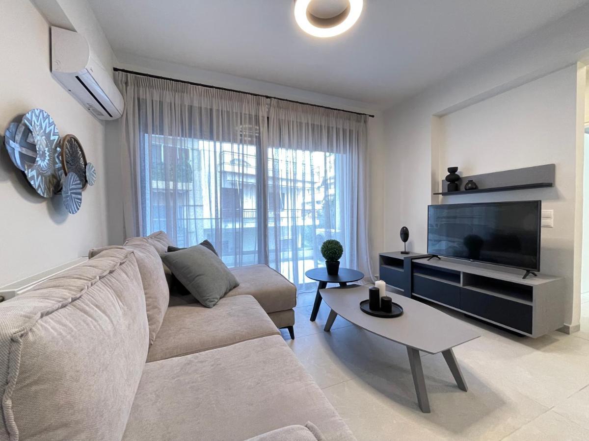 Gleaming Apartments Near Athens Metro Mall Zewnętrze zdjęcie