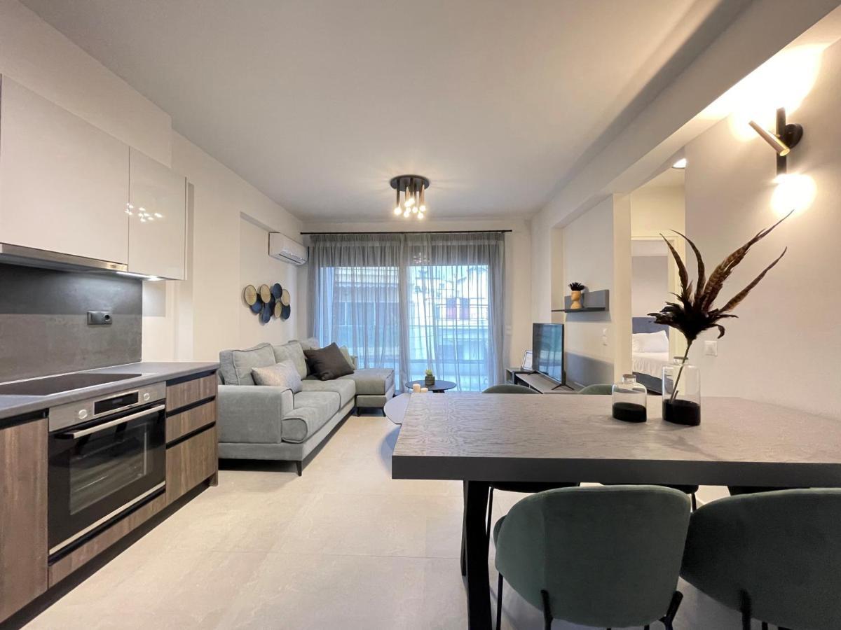 Gleaming Apartments Near Athens Metro Mall Zewnętrze zdjęcie